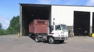 Garbage Compactor (West Van Virtual Tour and Tons of Trash Virtual Tour)