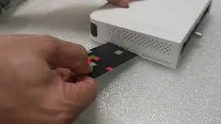 Philips NeoViu S3 | Insertion de la carte TNT Sat
