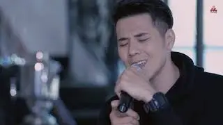 Papinka - Cinta Setengah Hati (Official Video)