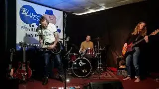 Mike Ross Band   10