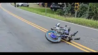 Adolescente muere por la colisión de un furgón mientras manejaba motocicleta