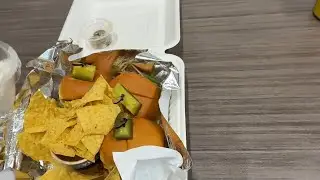 Meathead Bistro Express! Халяльные мини-бургеры и многое другое!