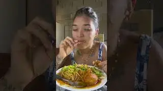 FRANGO GUISADO ARROZ FRIJAO MACARRÃO ALFACE ALMOÇO DE HOJE
