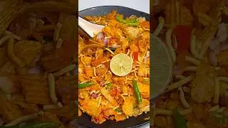 Viral Spicy Lays Chaat Recipe #layschaat #snacksrecipe #layschips #shortsfeed #shorts #snacks