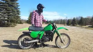 First ride on Kawasaki Kx420 Dirt Bike!!! (CRAZY POWER)