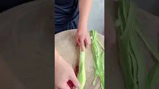 Ridge Gourd Cutting Trick . Chinese Style . #festivewithshorts