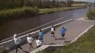 AV Horror Sneek Runs against Cancer