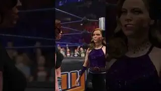 Ronnie Hope causing chaos at ringside!! #womenschampionship #womensdivision #sileena #wrestling