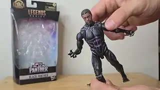 Marvel legends - Black Panther [MCU Vibranium suit]