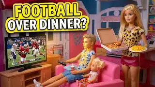 Barbie and Ken Family FOOTBALL Night SURPRISE