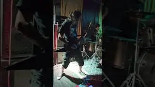 Doom'sheat live - Napalm Death cover Suffer the Children 