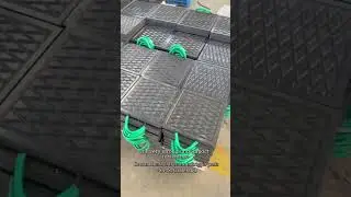 Black crane outrigger pads, Jack pads