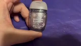 Snowflakes and cashmere pocketbac review