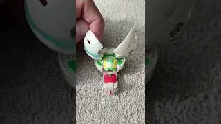Bakugan B2 Pearl Ventus Bee Striker White (490G?) Battle Brawlers RARE