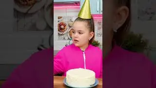 🍬 Paint You Can Eat? Decorate A Cake With It! 🎂 #shorts #kidscrafts