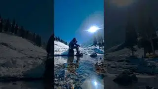 Kashmir Sonmarg Dec Mai live Ashe Dekhta Hai 🥶🌨️#short #snow #snowfall #trending #viralshort
