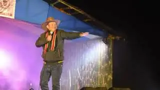 Nûlding Kût at New Sangbar live performance by RL Moia