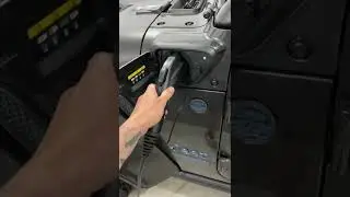 How to Charge  the Jeep Wrangler Rubicon 4xe ⚡️#shorts