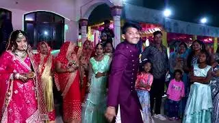Sister wadding dance public reaction 😁#sisterbrotherbond #virel #youtubeshorts 