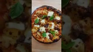 Late Night Garlic Pizza