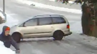 bunclody - car slides on ice.MOV