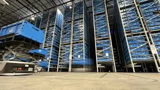RoboShuttle System running 20 hours a day in a real USA warehouse 😳