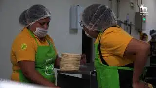 DENTRO DE UNA FABRICA DE TORTILLAS - ASI SE HACEN LAS TORTILLAS