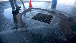 Using Loose Absorbents for Spill Response: Refresher Training by HalenHardy