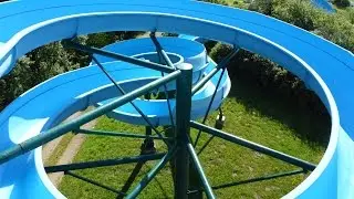 blaue Riesenrutsche 