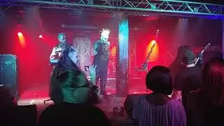 Requiem Rust-Monster like Me-live