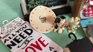 Video Gift Guide for Stylish Dog Moms