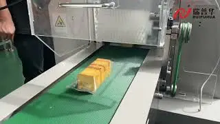 On-Edge Biscuit Packaging Machine Packing Pillow Type Waffle Cookie Biscuit Wrapping Packing Machine
