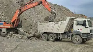 MAN TRUCK LOADING | Mohmand Dam hydropower project | #mohmanddam #mantruck #shooteverything