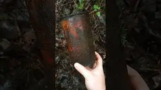 Rare 1930s Red Indian motor oil cans found!
