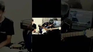 අම්මෝ ඒ Guitar part එක / Chakithaya guitar solo by @Zhobaru    #cover #guitarsolo #viralvideo