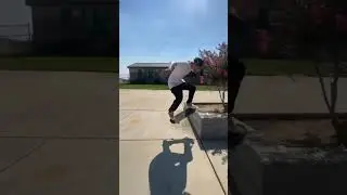 Street Saturday. #skateboarding #skate #iloveskateboarding #skateboardingisfun #streetskating