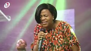 Powerful 9 Minute Worship Medley   Pastor Adesola Ademuwagun   Mercy Encounters June 2024