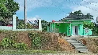 Suasana pagi hari di depan kantor kepala Desa Butang baru kec mandiangin Timur sarolangun jambi