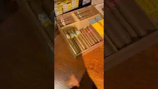 Buying a Cohiba Siglo VI #cuba #cigars #havana #habanos #short #viral