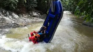WHITE WATER RAFTING ULU SLIM, MALAYSIA