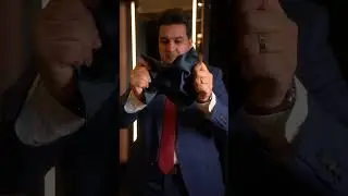 O terno azul em l&atilde; fria entrega eleg&acirc;ncia atemporal