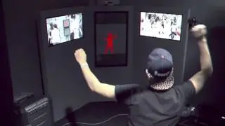 ambient marketing - The Dancing Traffic Light Manikin by smart