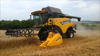 Newholland CR 8.90