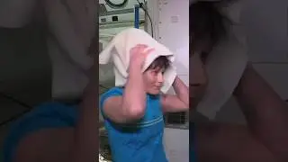 How Astronauts Bath In Space?