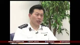 Hong Kong residents sign petition in support of police