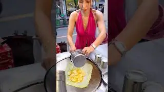Amazing Banana Mixed with Eggs Roti Pancake- Thai street food