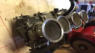 Part 1 - ZR750 Carburettor strip and clean
