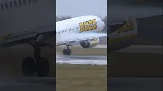 BUZZ Boeing 737 MAX-8200 wing vapour on takeoff