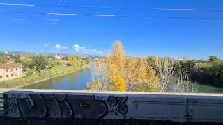 Arriving at Verona Porta Nuova | 4K | Trenitalia | Italy