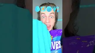 Гигантские Таки ASMR синие #takis #еда #челлендж #трендовыешорты